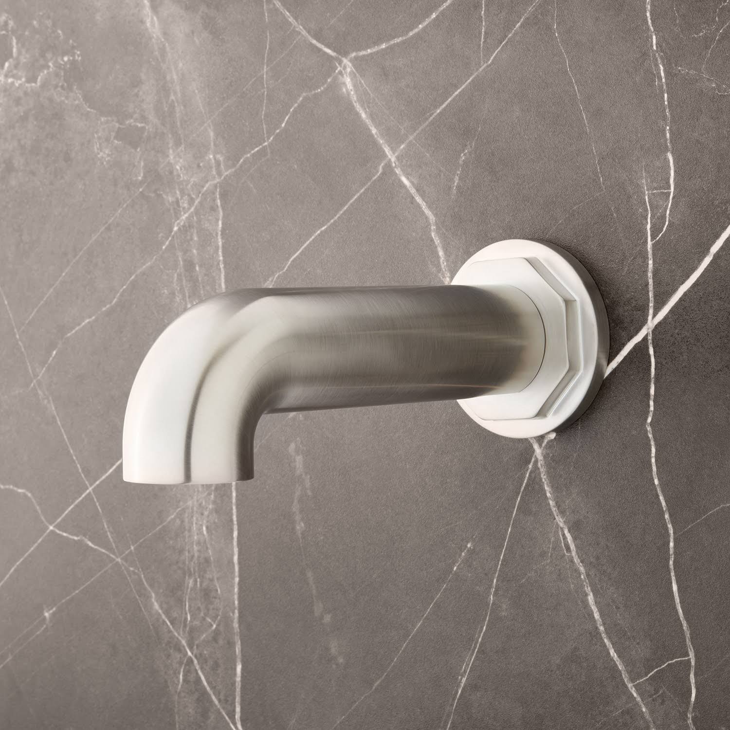 Chrome Tub Spout V5599