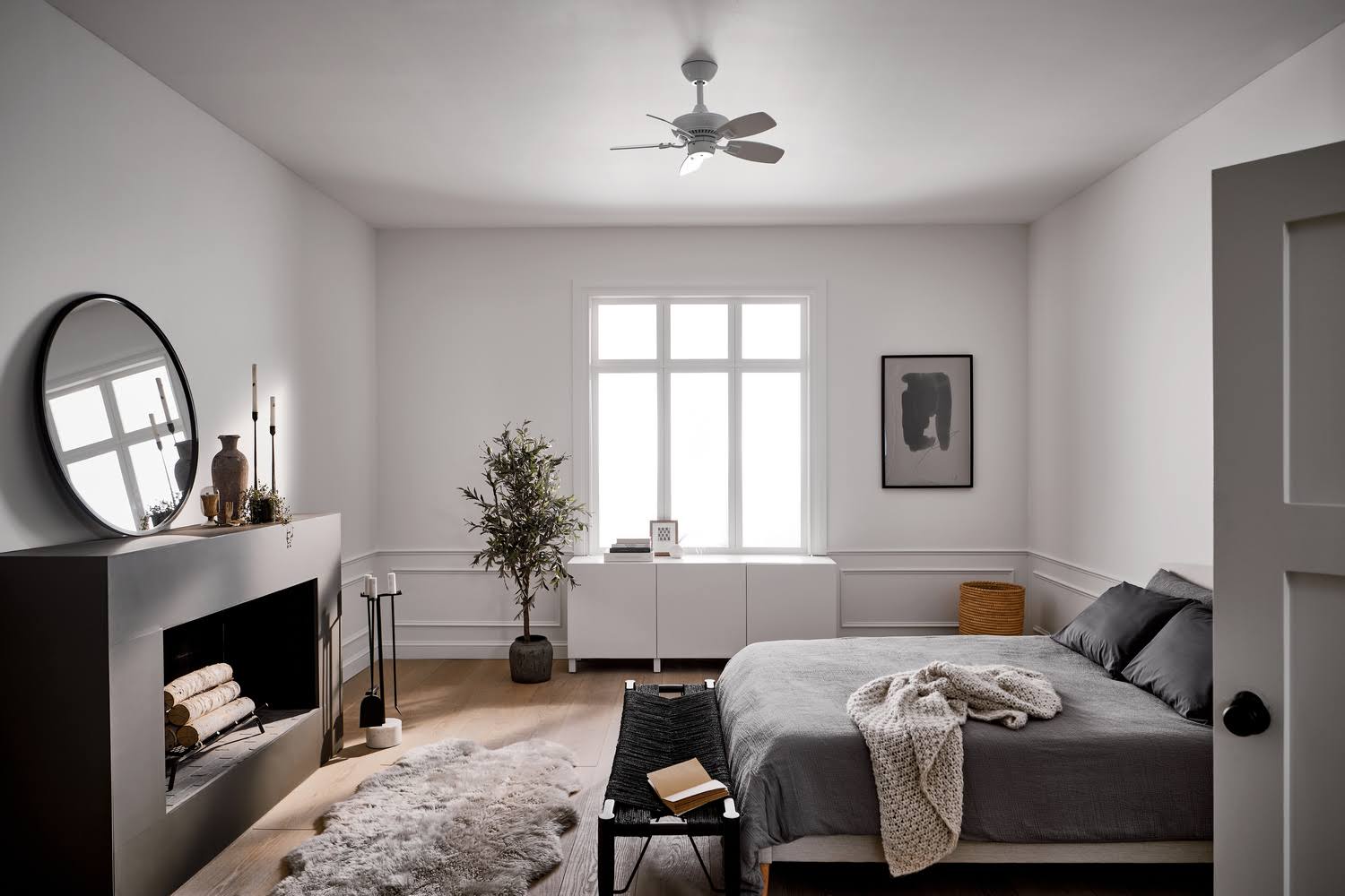 White Ceiling Fan K163588
