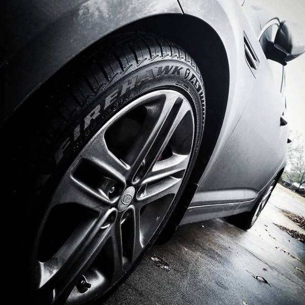 215/55R16 97V Tire M468