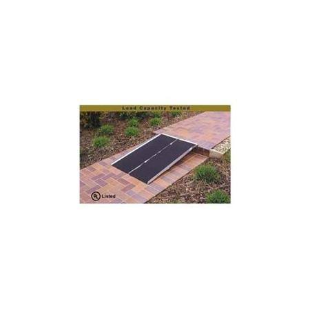 Portable Singlefold Ramp, 6 ft x 30 in L13768