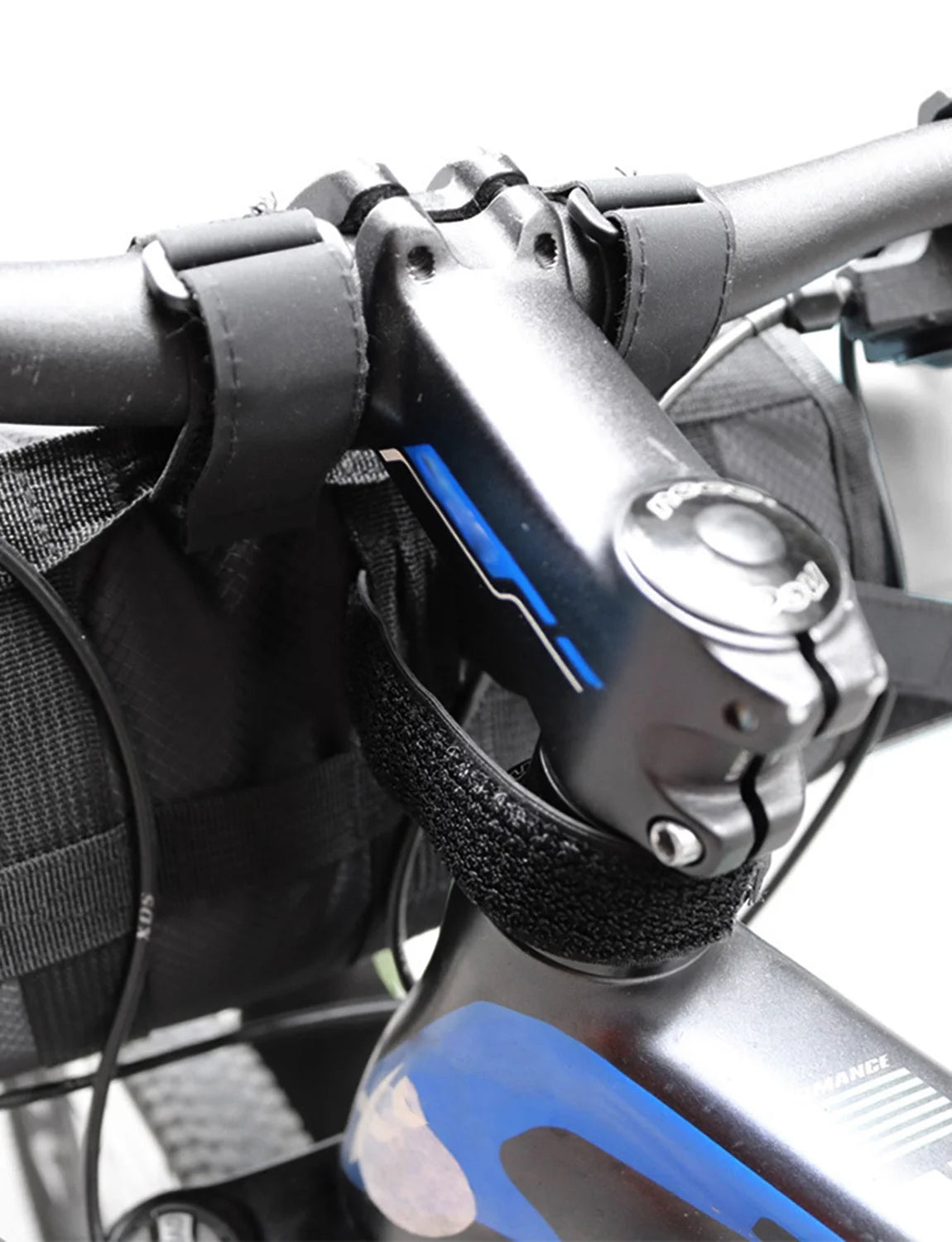 Waterproof Bike Handlebar Bag with Detachable Cycling Dry Pack (3-7L) B929619