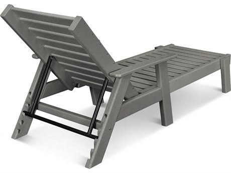 White Captain Chaise with Arms X5913