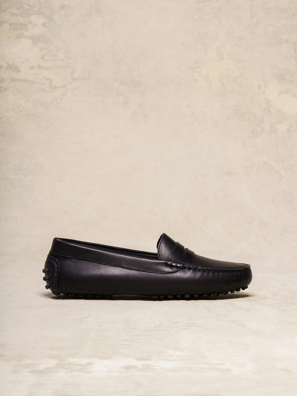 Black 7.5 US Shoes H1616
