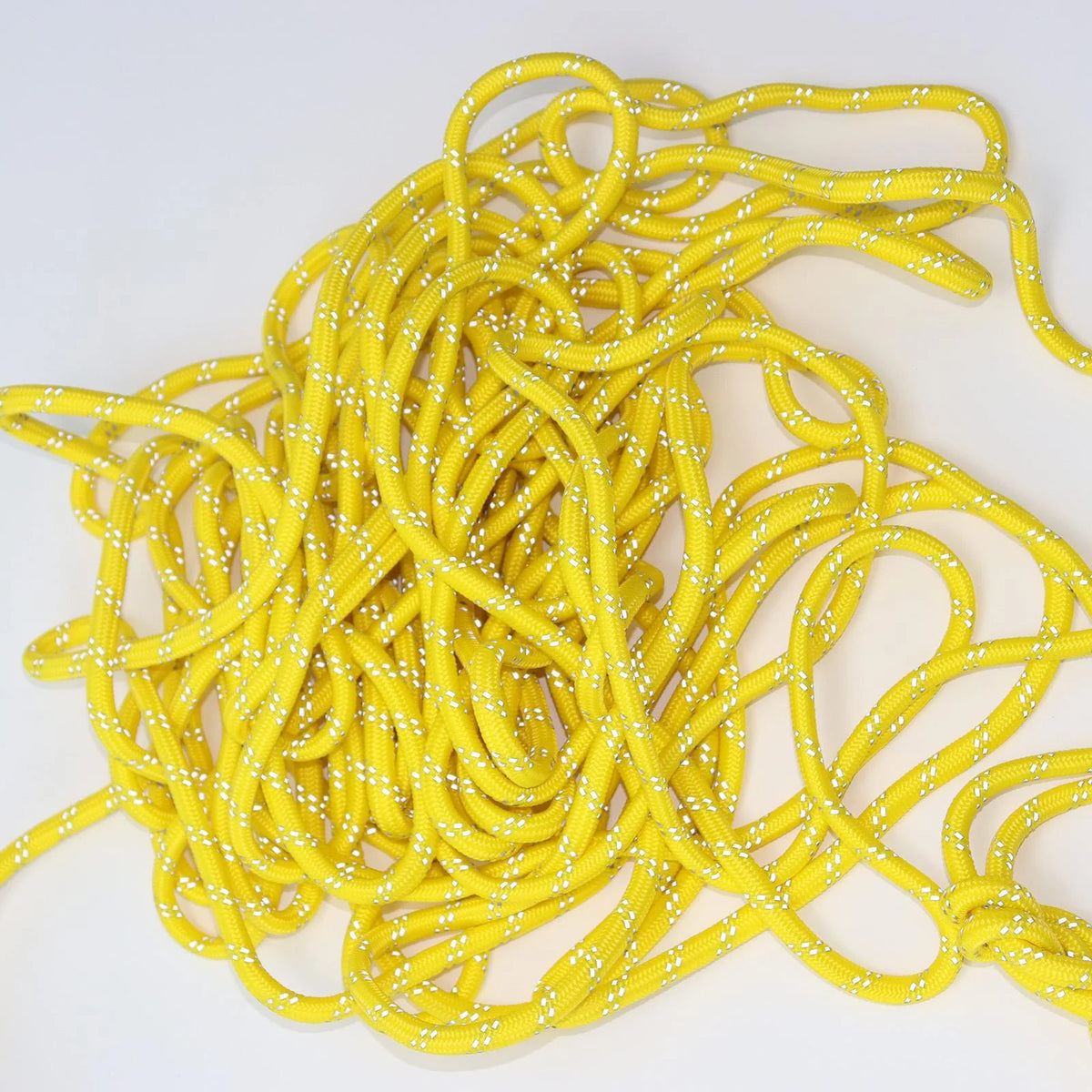 Throwable Safety Device with Polypropylene Floating Ropes N5288