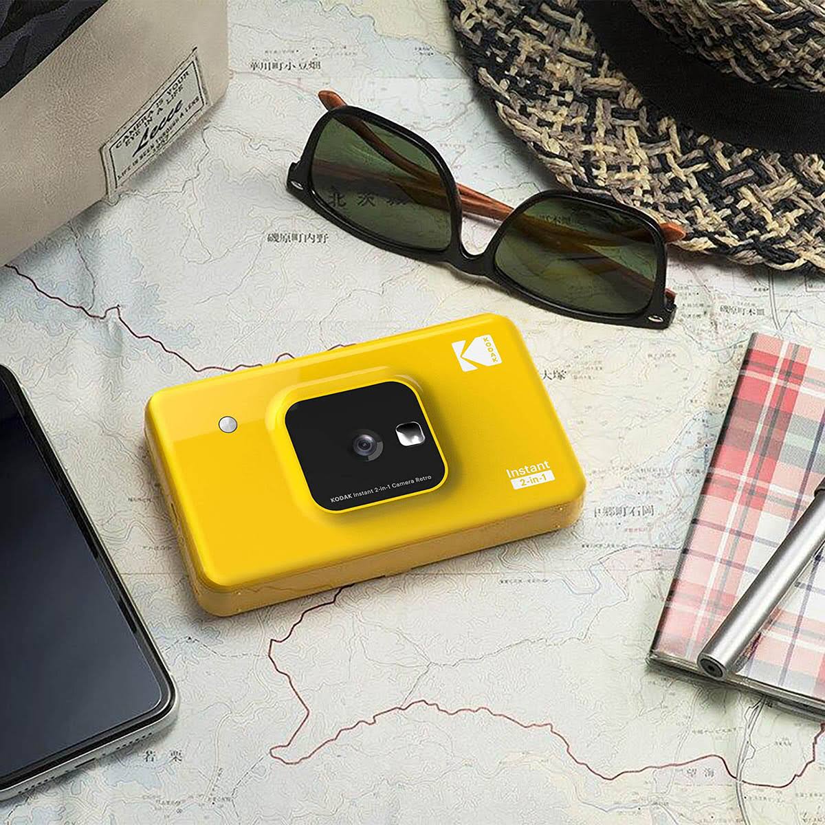 White Instant Digital Print Camera with Bluetooth Y1349