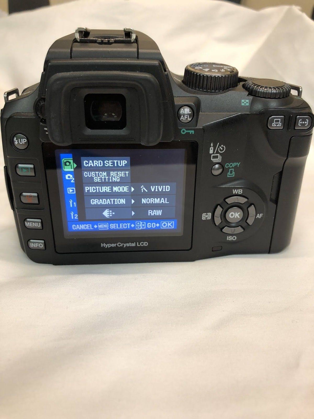 Digital SLR Camera Kit 14-45mm Lens B6914