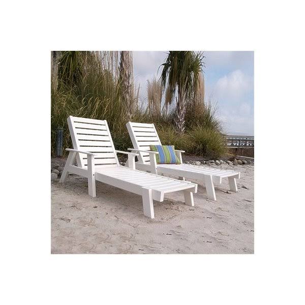 White Captain Chaise with Arms X5913