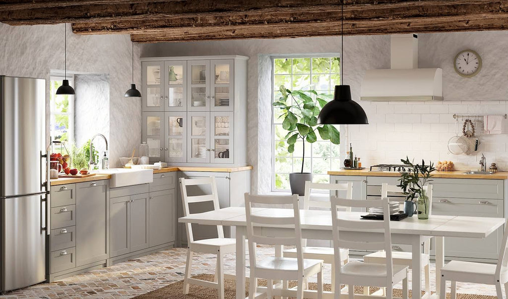 White High Cabinet with Shelves and 2 Doors D21969