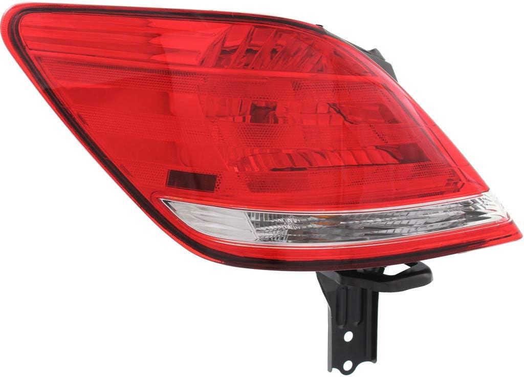 Tail Light Assembly Driver Side with Bulbs F728474