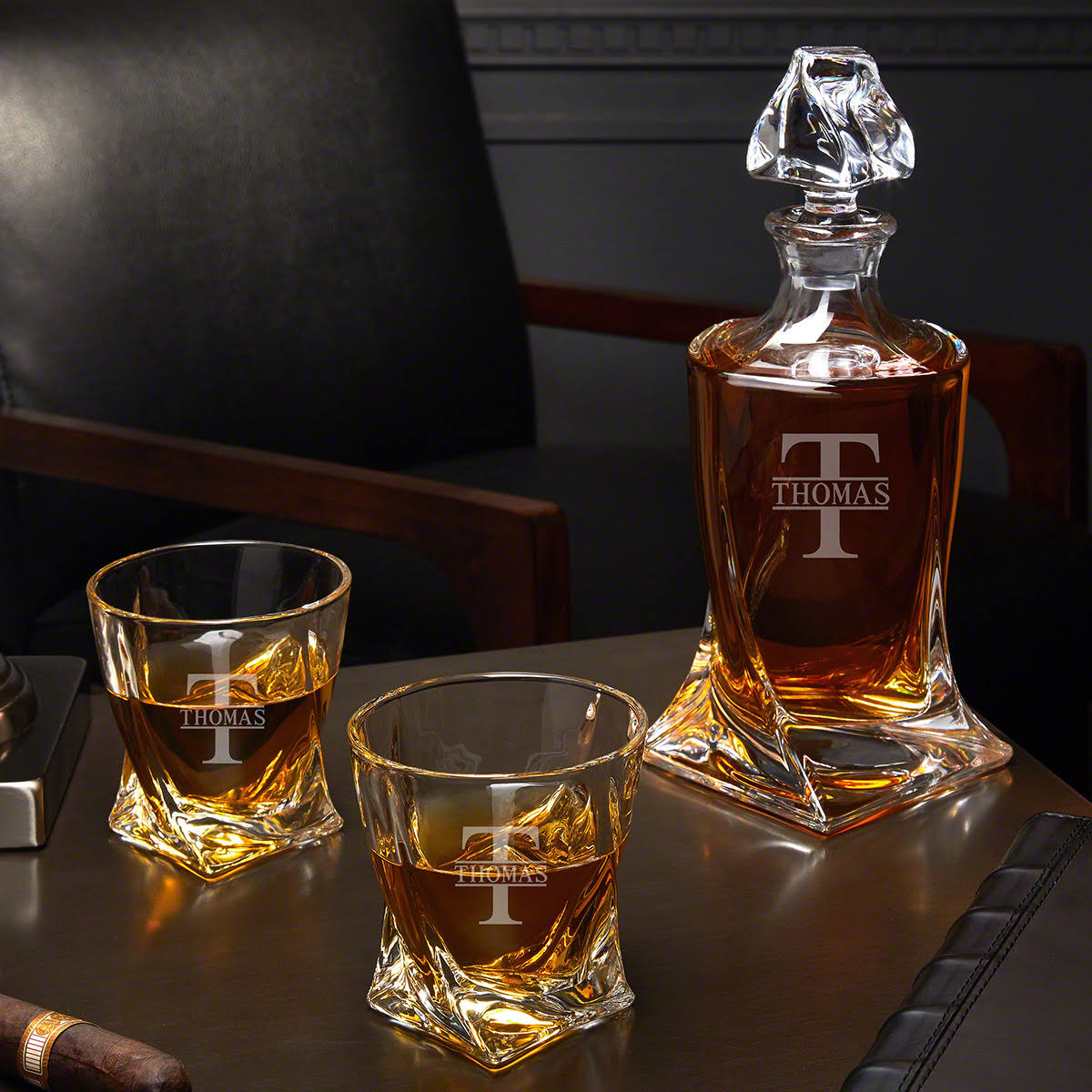 Twist Decanter and Glasses Set Y908630