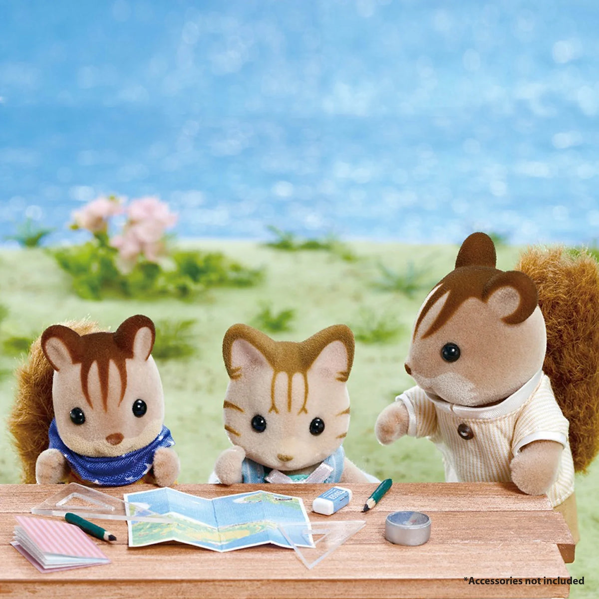 Set of 4 Collectible Doll Figures M77053